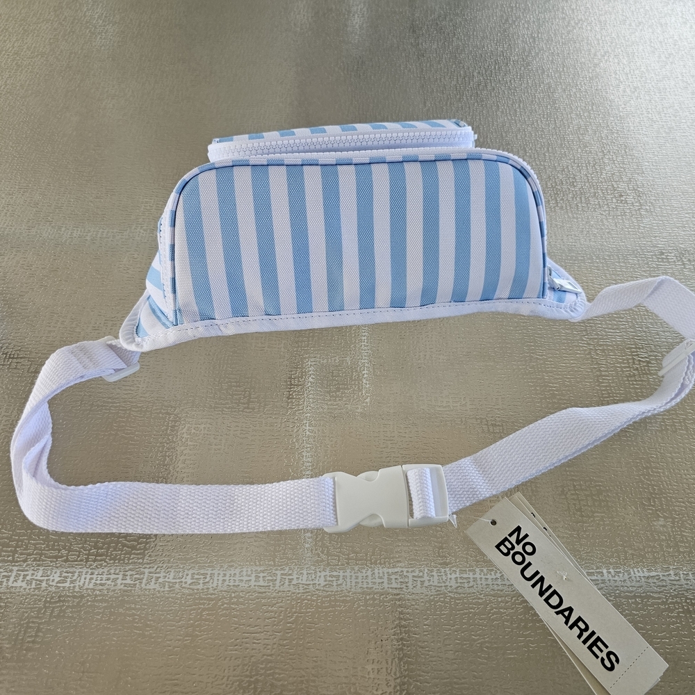 No Boundaries Blue Stripe Cooler Belt Bag Insulated Crossbody Waist Pack Travel - Picture 9 of 9